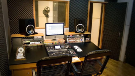 Sự khác biệt giữa phòng thu âm chuyên nghiệp và nghiệp dư